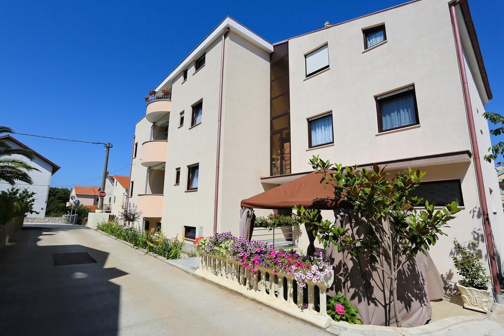 Apartments Bobi Задар Экстерьер фото